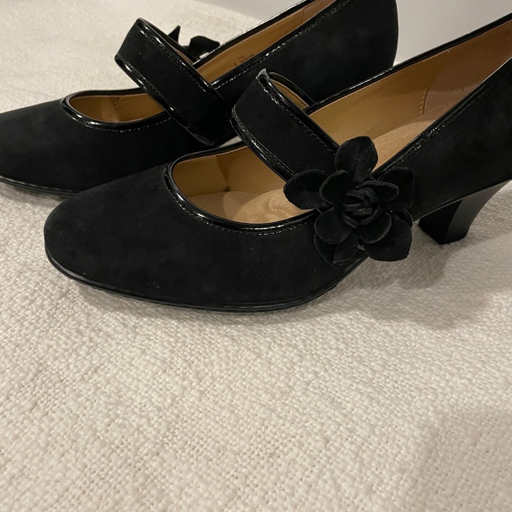 Softspots Black Leather Comfort Heels  Experience ultimate comfort Size 7.5 - Picture 3 of 9